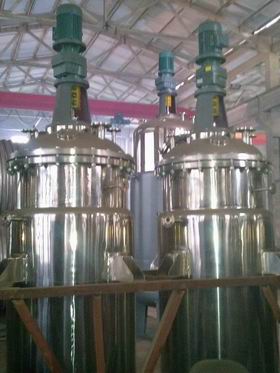 蒸汽加热反应釜、导热油循环加热反应釜