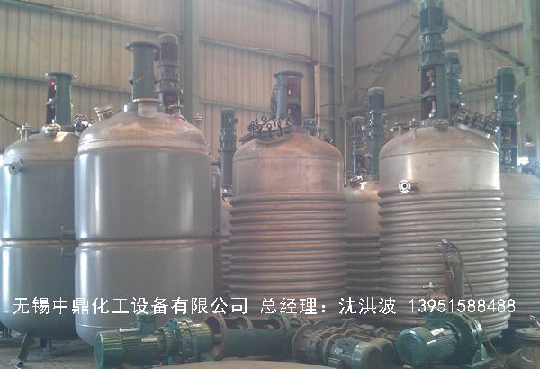 外盘半管加热反应釜 内盘管加热反应釜