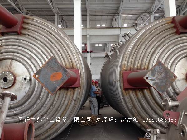 外盘半管加热反应釜 内盘管加热反应釜