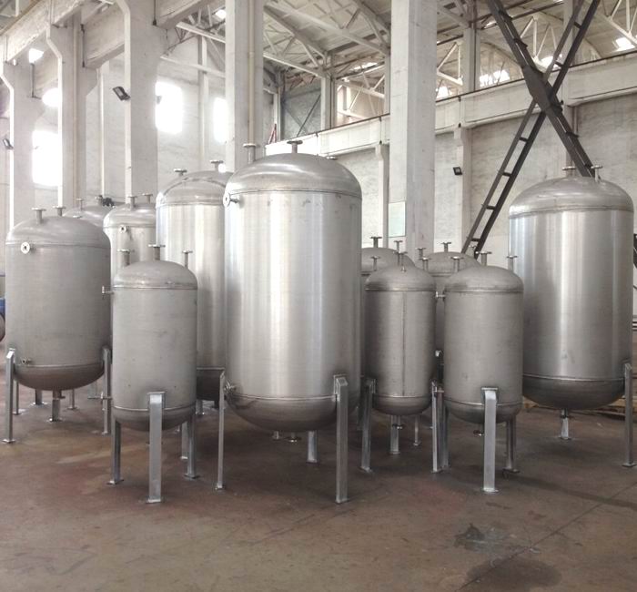 不锈钢高位槽、真空缓冲罐、不锈钢滴加罐、不锈钢计量罐